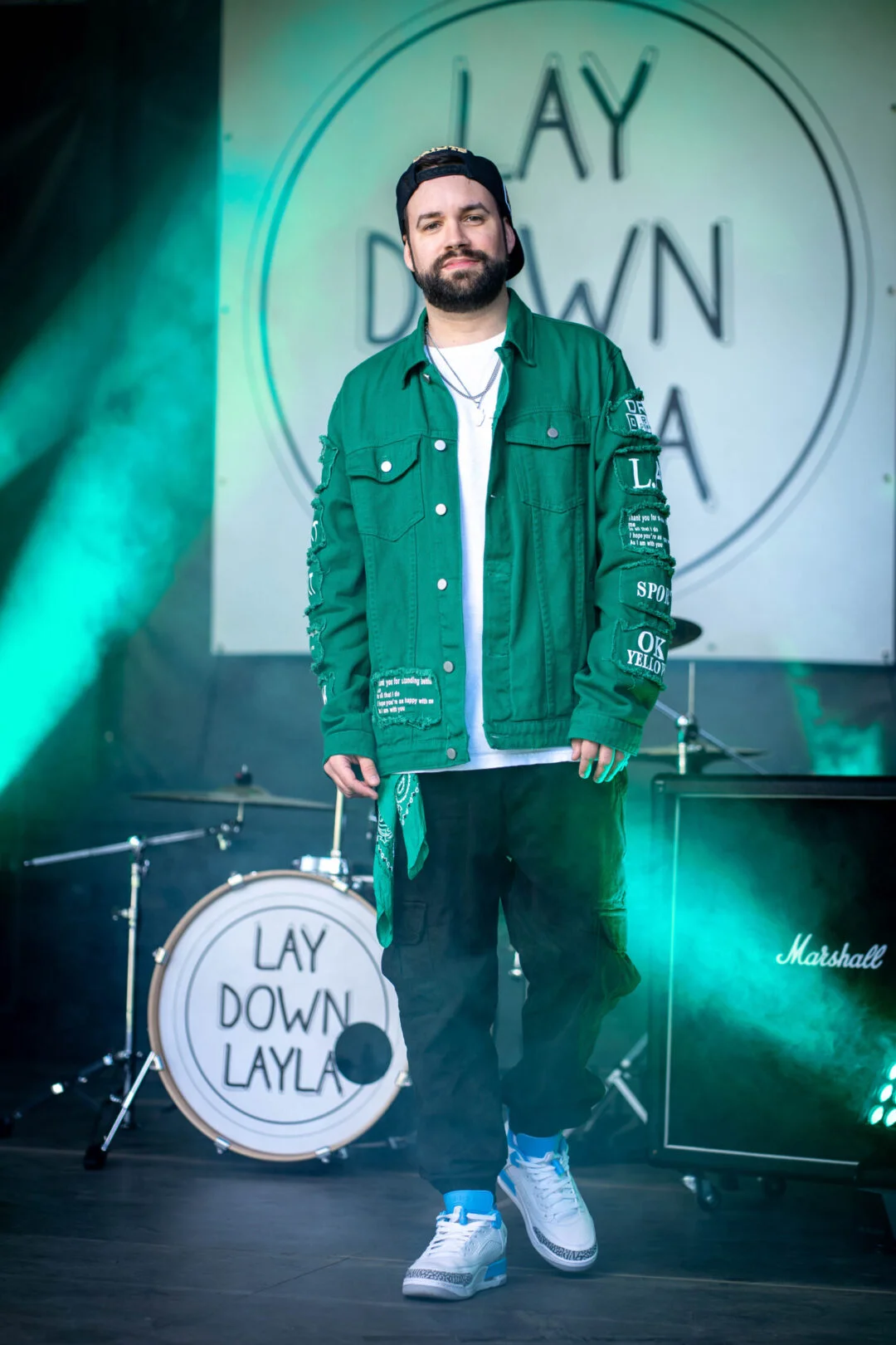 Simon – Vocals & Guitar der Live-Band Lay Down Layla aus Backnang
