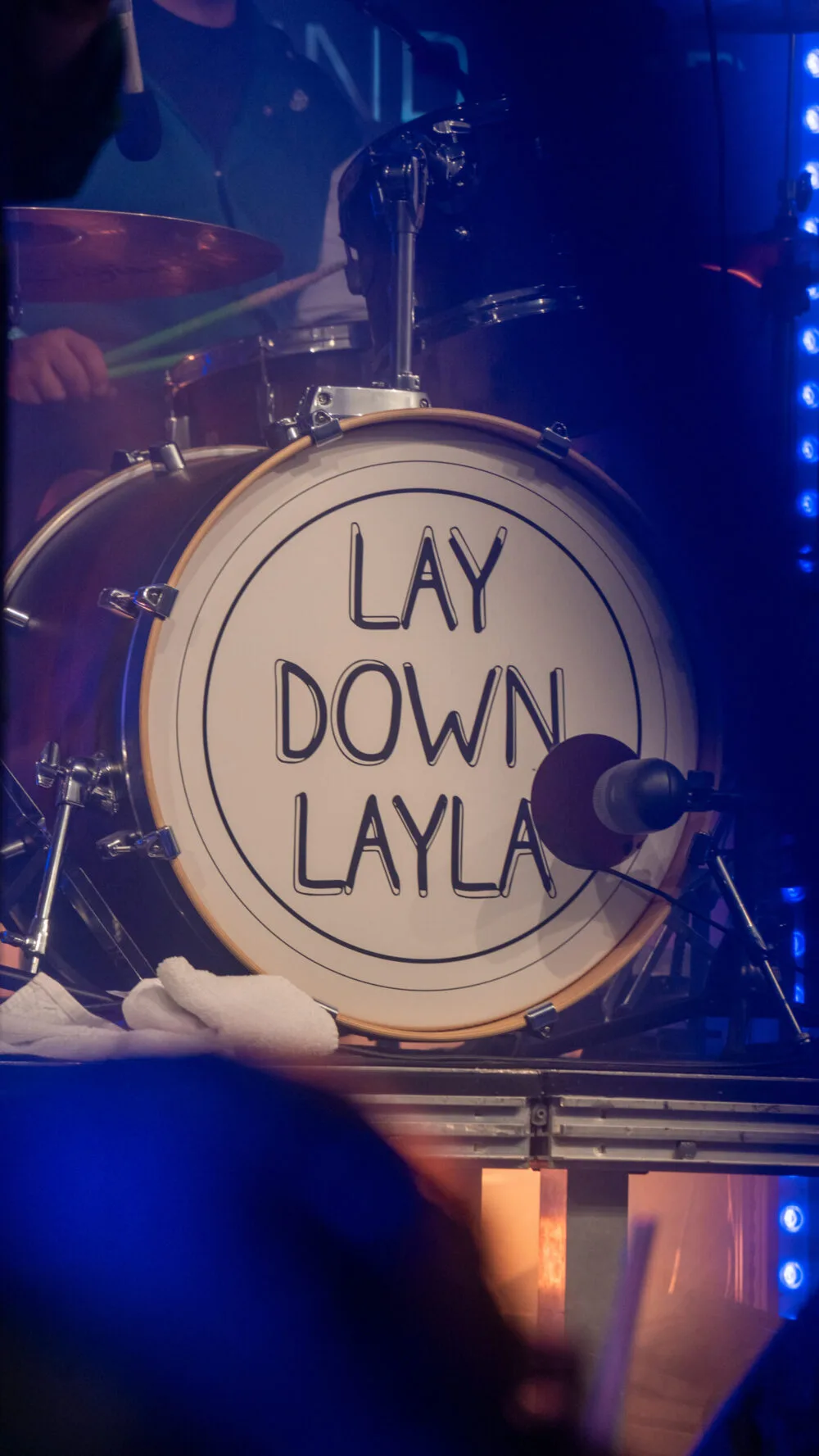Live-Konzert von Lay Down Layla mit Solo-Gitarre